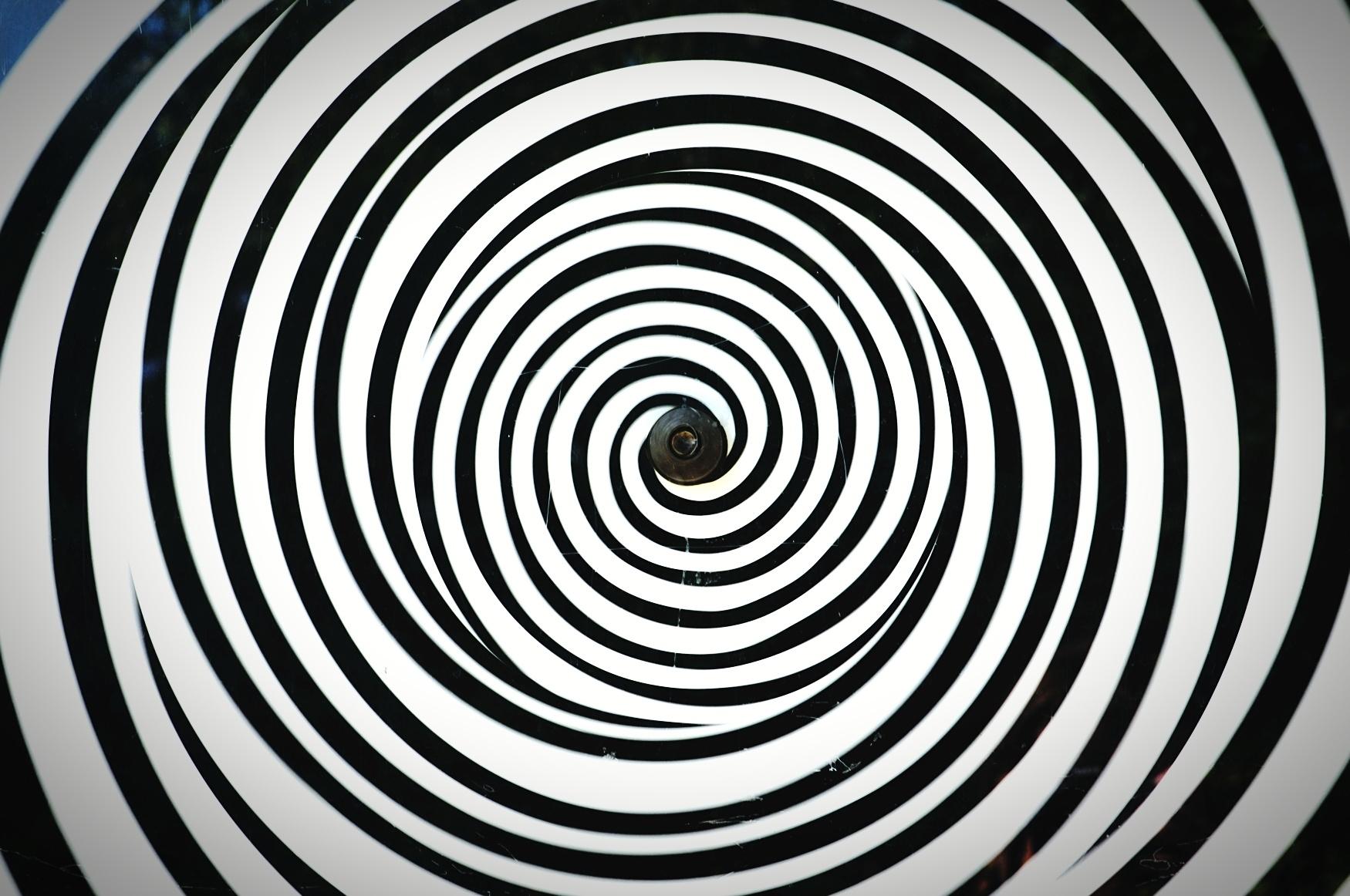 Understanding ⁤the⁢ Subtle‍ Art of Hypnosis and Its Hidden Effects